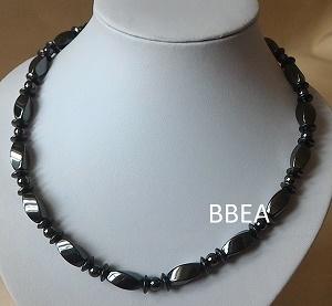 Collier hematite 18 2