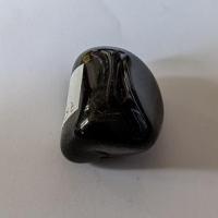 Pierre obsidienne noire 2 