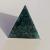 Pyramide malachite 2 